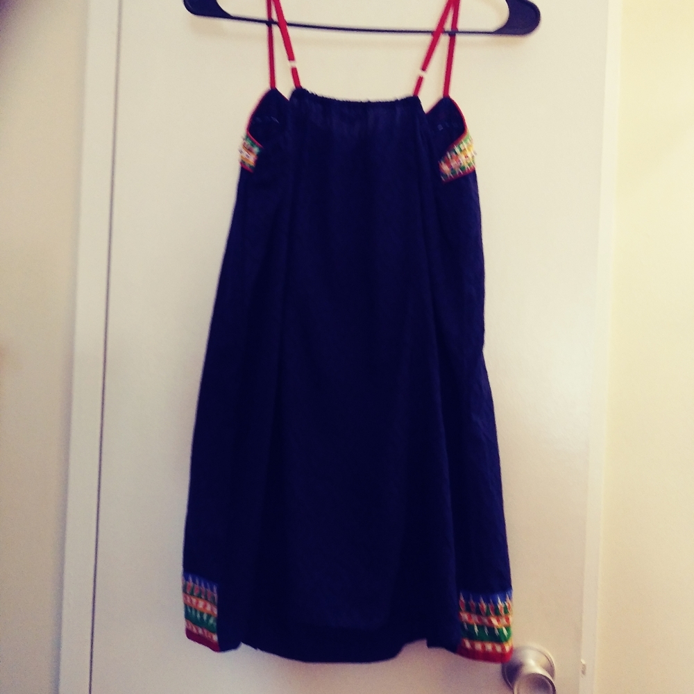 Nice Navy Blue Dress with Gorgeous Detail, Size M - Picture 5 of 9